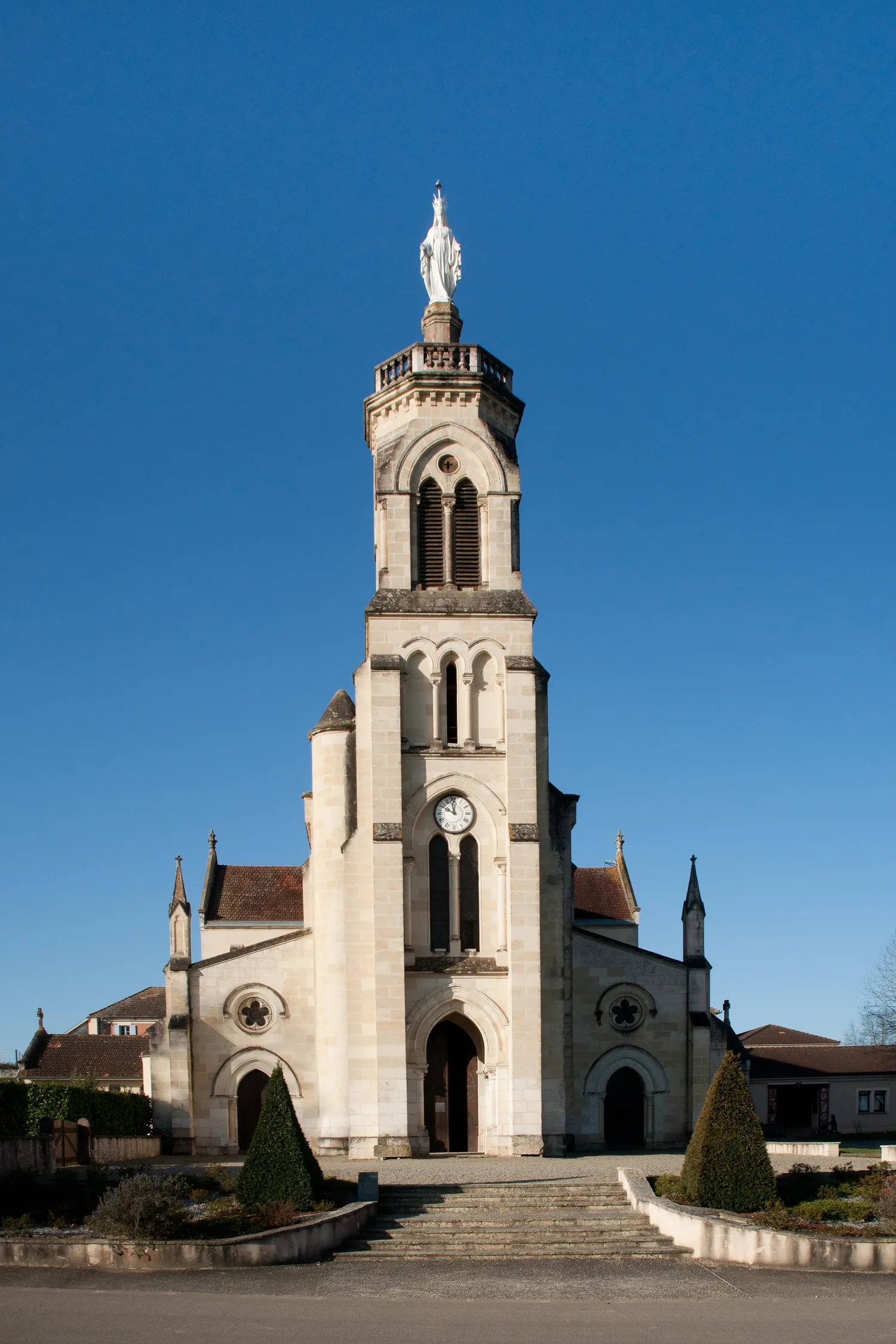 Image qui illustre: Abbaye Notre Dame de Maylis à Maylis - 0