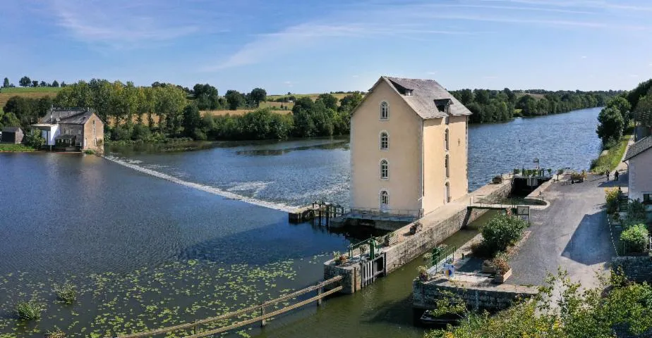 Image qui illustre: Visite du moulin de la Petite Bavouze