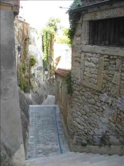 Image qui illustre: Les Remparts De Nevers à Nevers - 0