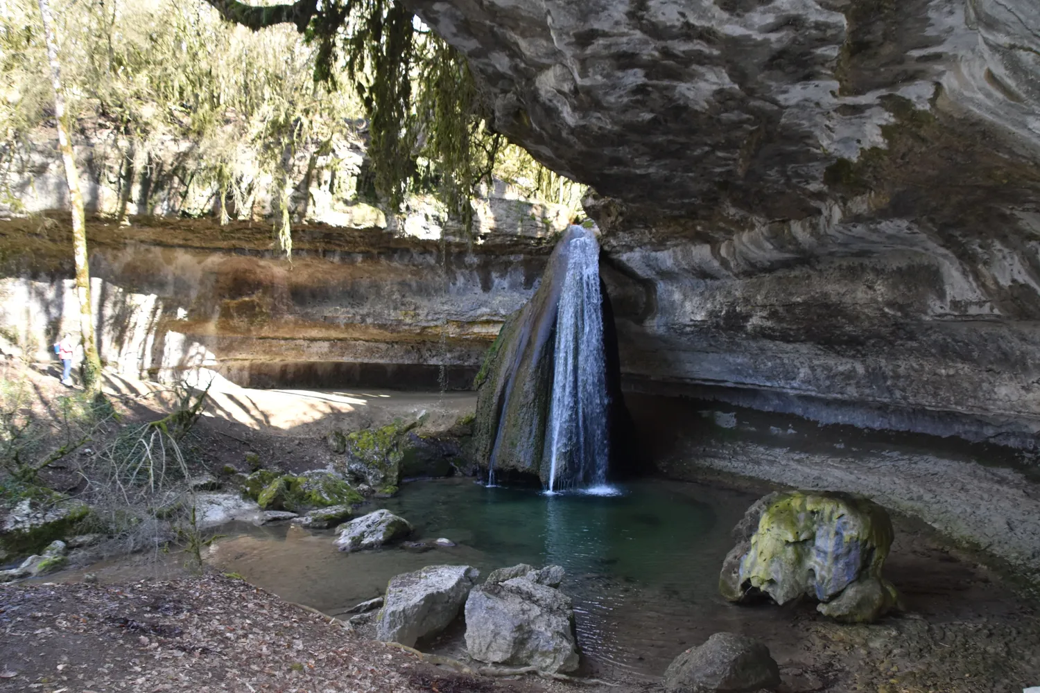 Image qui illustre: Cascade du Pain du Sucre à Surjoux-Lhopital - 0