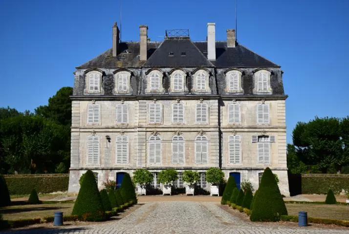 Image qui illustre: Château De Meslay