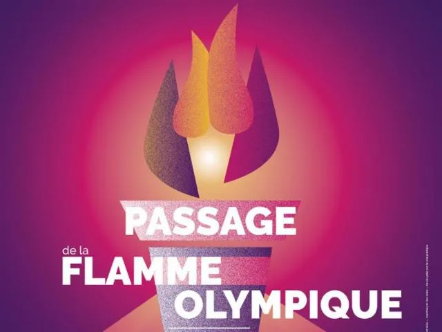 Image qui illustre: Passage De La Flamme Olympique