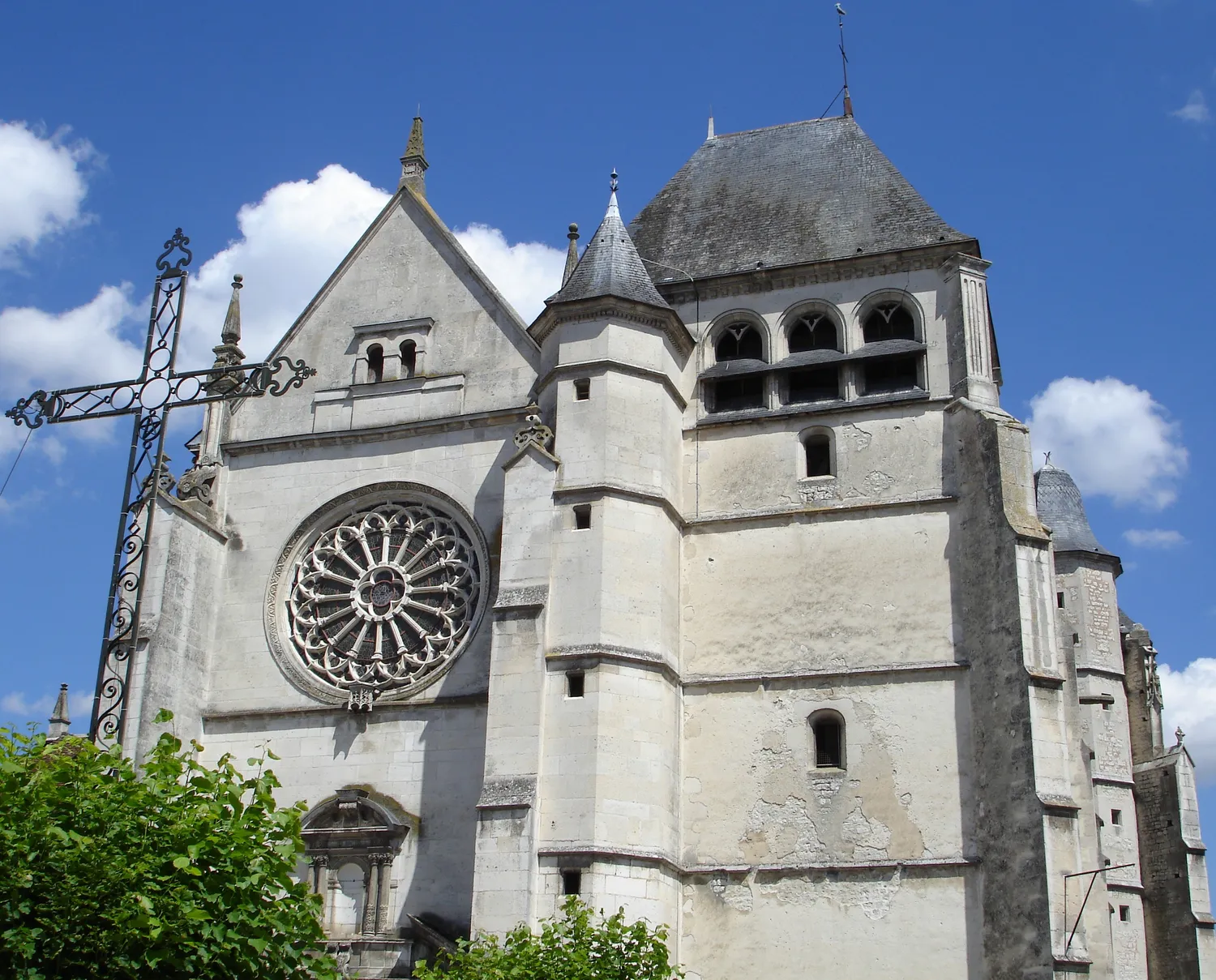 Image qui illustre: Eglise Saint-Etienne à Bar-sur-Seine - 0