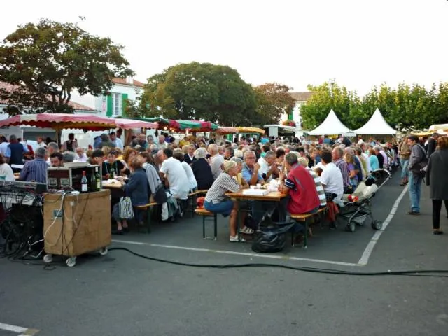 Image qui illustre: Marché Gourmand  À Pomarède