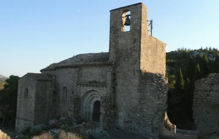 Image qui illustre: À la découverte de l'église de Sainte-Léocadie de Fontjoncouse et de la richesse de son patrimoine !