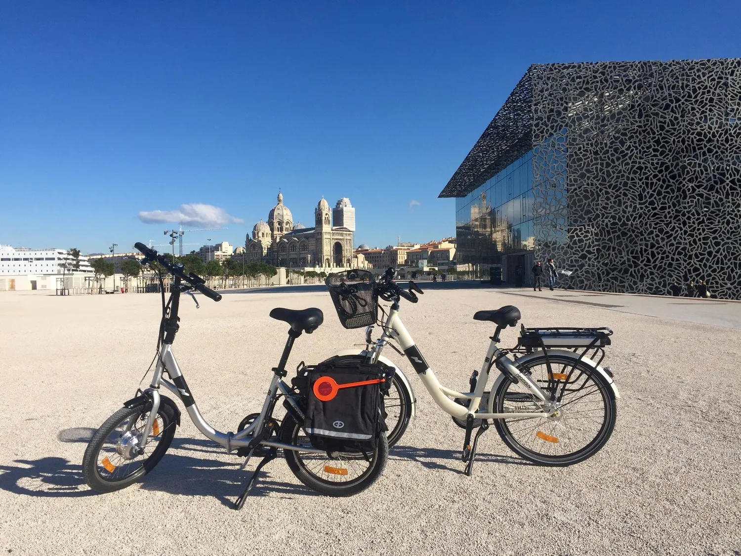 Image qui illustre: Easymove Location De Vélos à Marseille - 0