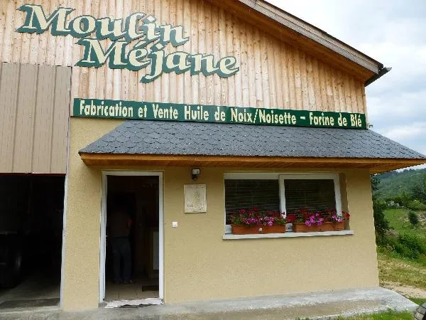 Image qui illustre: Moulin Méjane (huile De Noix, Noisettes, Farines Bio)