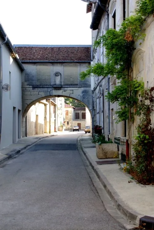 Image qui illustre: La Rue Bayard à Ligny-en-Barrois - 0