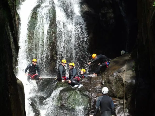 Image qui illustre: Compagnie Sports Nature -  Canyoning