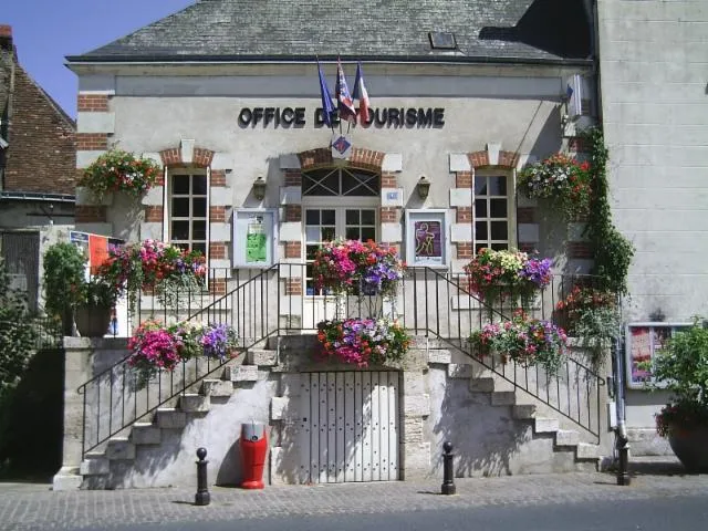 Image qui illustre: Office de Tourisme Autour de Chenonceaux, Vallée du Cher Bureau de Bléré