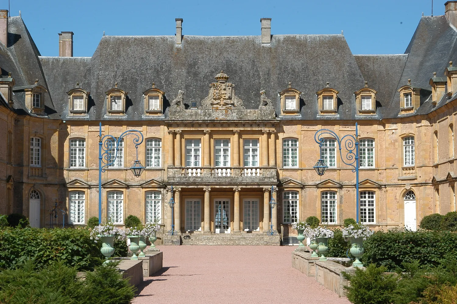 Image qui illustre: Visites guidées du château de Drée à Curbigny - 0