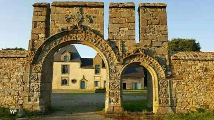 Image qui illustre: Visite du Manoir de la Dobyaye