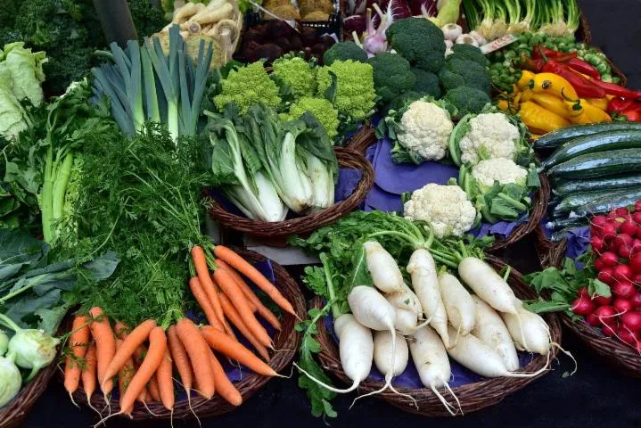 Image qui illustre: Marché Hebdomadaire Place Julien Rousseau