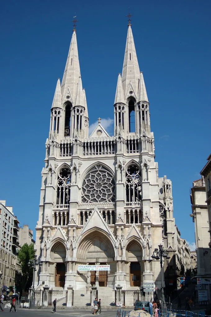 Image qui illustre: Eglise Les Réformés - Saint-vincent De Paul à Marseille - 2