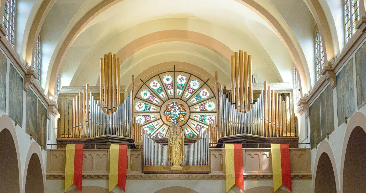 Image qui illustre: Découvrez le fonctionnement d'un orgue à travers les explications de celui qui l'a restauré à Lutterbach - 0