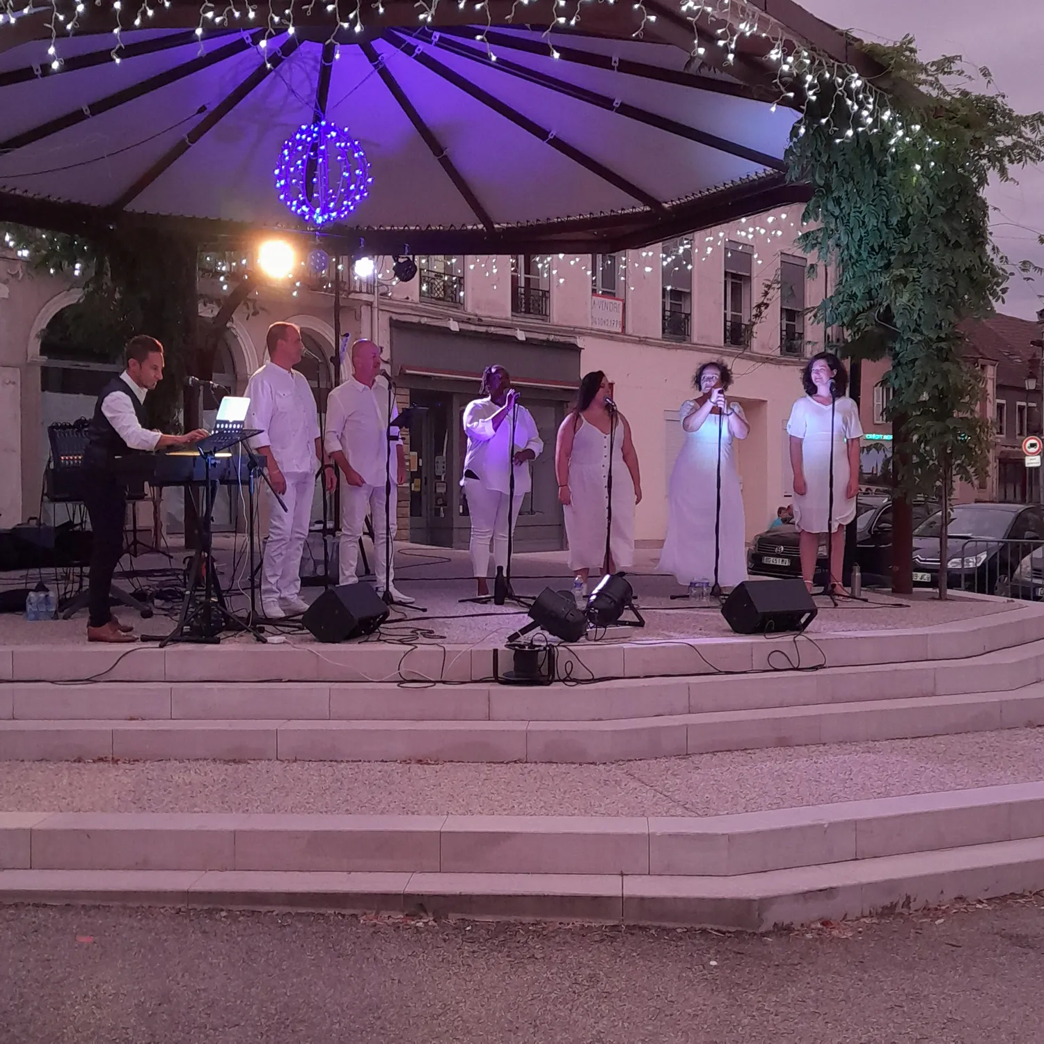 Image qui illustre: Festival Gospel Des Ripailles Du Pont Du Diable à Toulon-sur-Arroux - 0