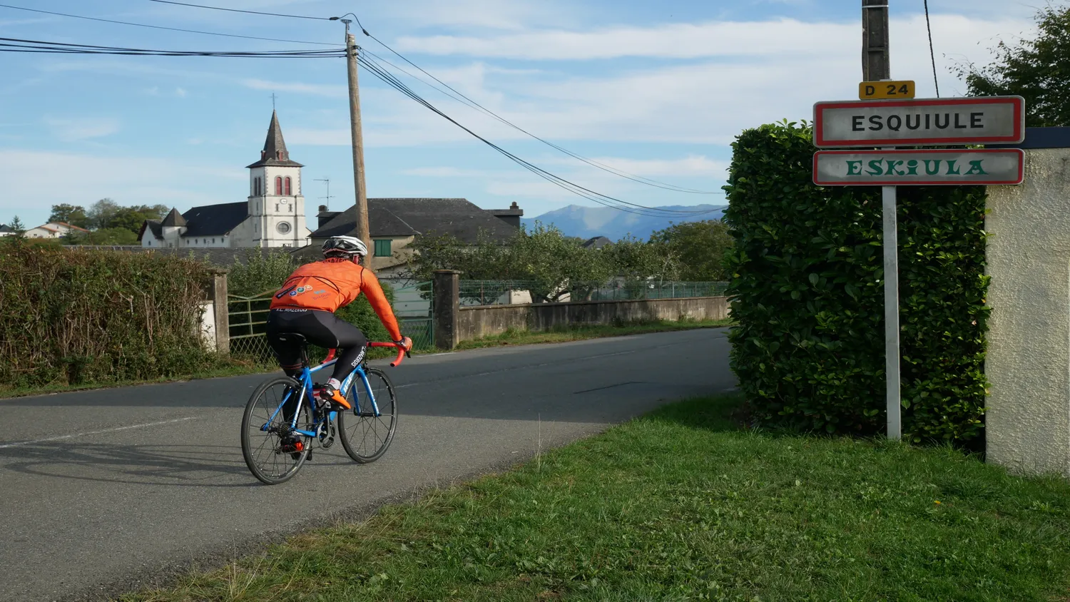 Image qui illustre: Route N°9 - La Madeleine (col de Sustary) à Oloron-Sainte-Marie - 0