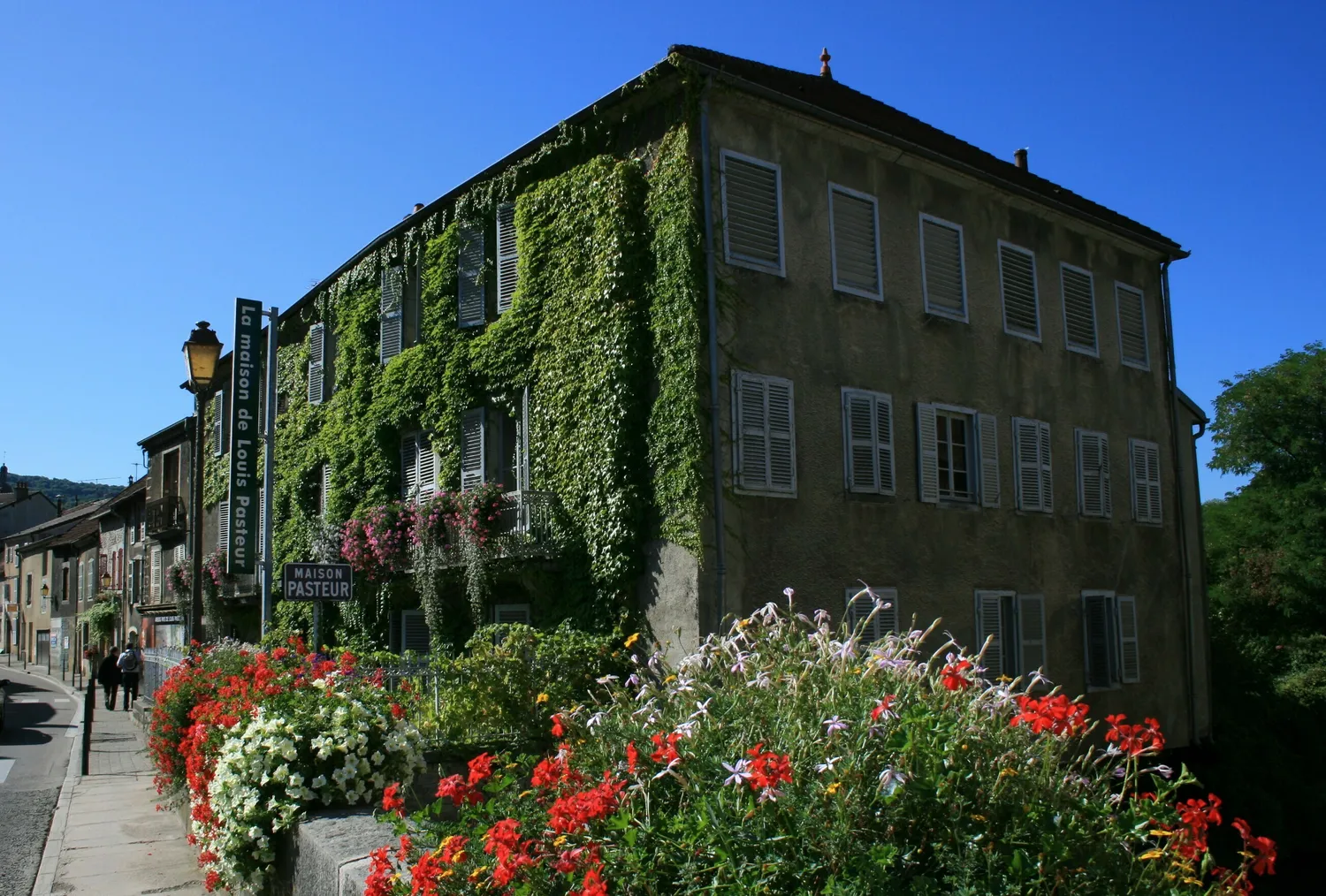 Image qui illustre: Visite commentée de la Maison de Louis Pasteur à Arbois - 0