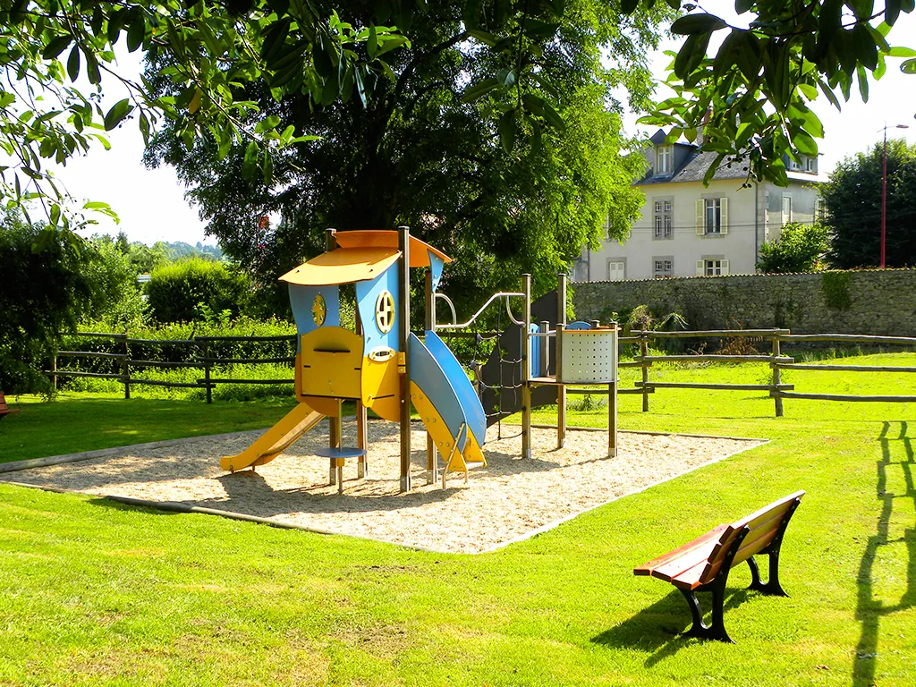 Image qui illustre: Parc Du Château De Nexon à Nexon - 1