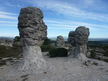 Image qui illustre: Rochers des Mourres