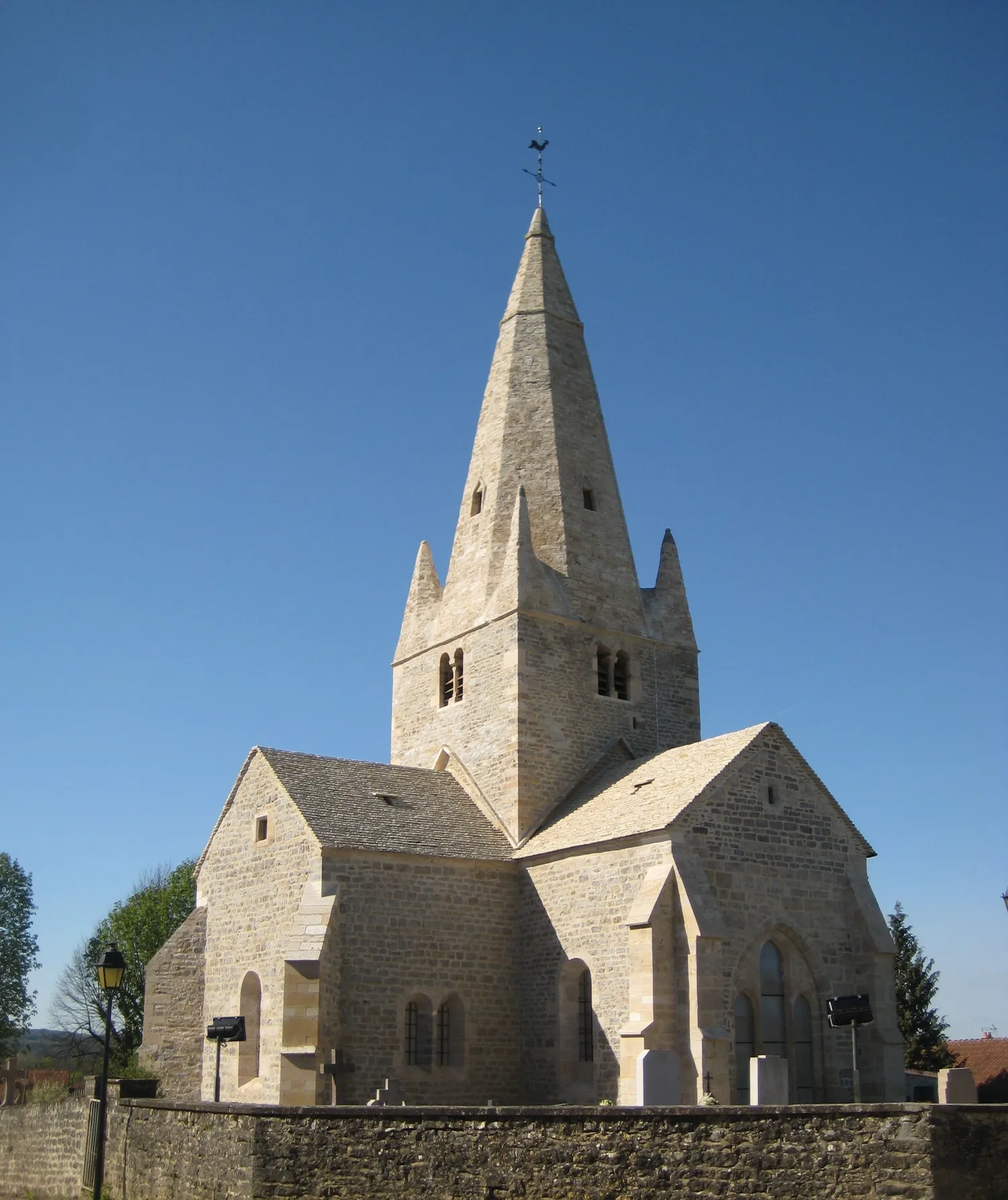 Image qui illustre: Visite commentée de l'église Saint-Maurice à Thoisy-le-Désert - 0
