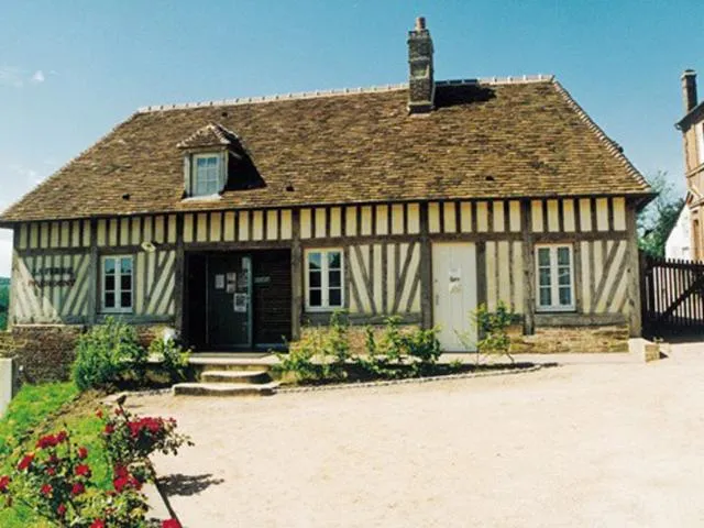 Image qui illustre: Maison Du Camembert Et Fromagerie Du Clos De Beaumoncel