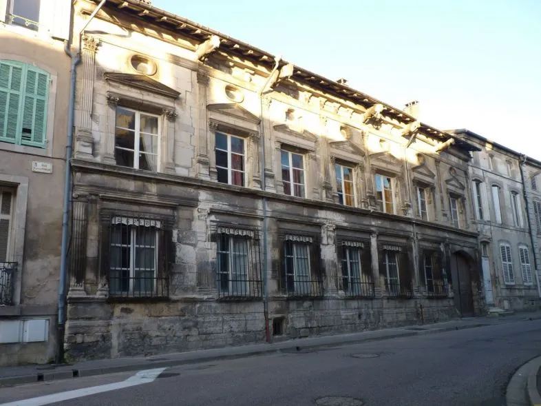 Image qui illustre: Façade Remarquable : Hotel De Faillonnet