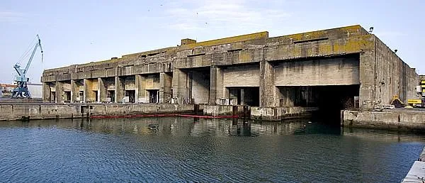 Image qui illustre: Bunker De La Rochelle