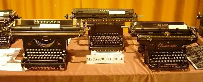 Image qui illustre: Exposition d'un siècle sur la machine à écrire