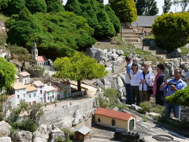 Image qui illustre: Jardin des Trains Ardéchois