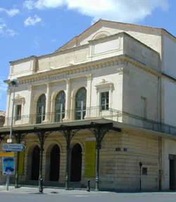 Image qui illustre: Théâtre d'Arles à Arles - 0