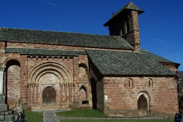 Image qui illustre: Eglise Romane De Perse