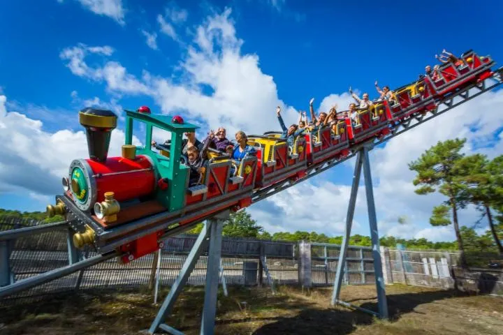 Image qui illustre: La Coccinelle, parc animalier et d'attractions