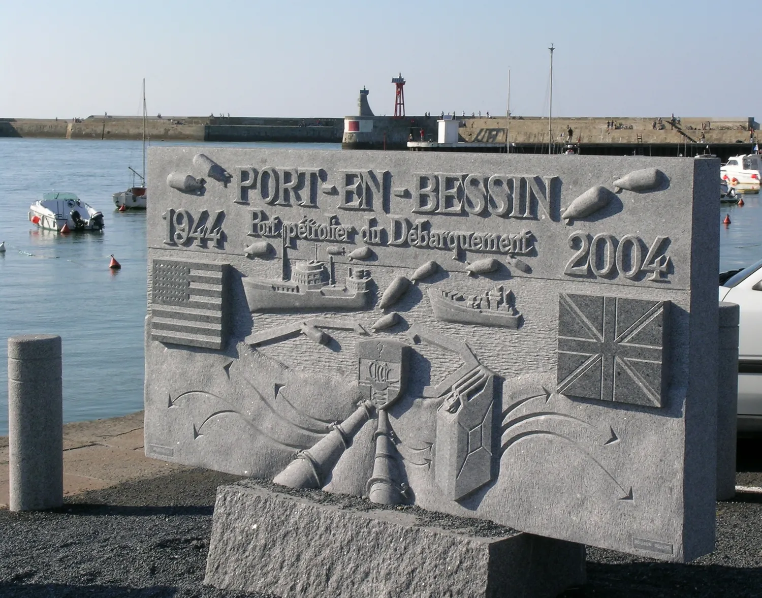 Image qui illustre: Circuit Du Patrimoine De Port-en-bessin-huppain à Port-en-Bessin-Huppain - 1