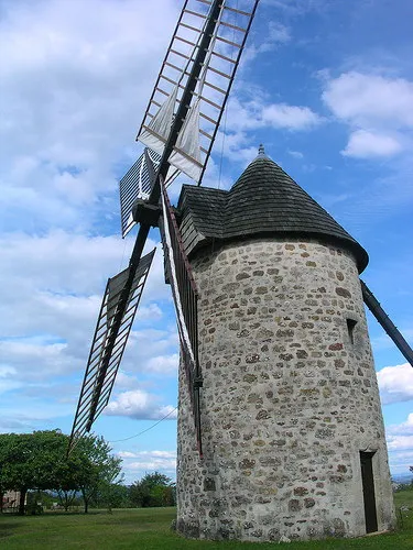 Image qui illustre: Moulin À Vent De Seyrignac à Lunan - 1