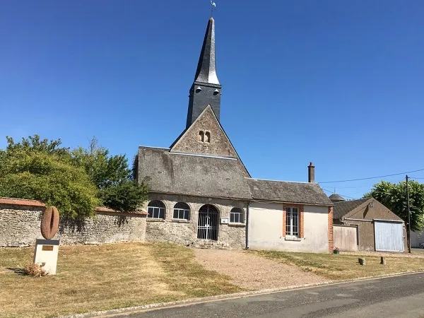 Image qui illustre: Eglise Saint-aignan De Teillay-le-gaudin à Outarville - 0