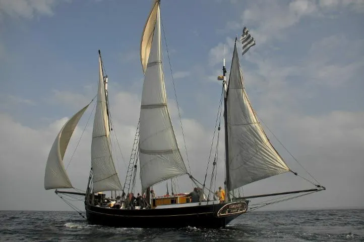 Image qui illustre: Lougre et Merveilles - Croisières en bateau en Baie de Concarneau