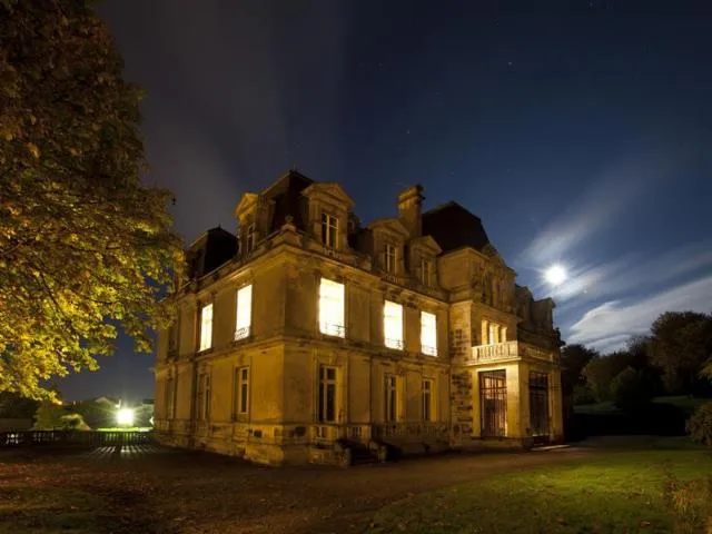 Image qui illustre: Visite Nocturne Du Château Des Brasseurs
