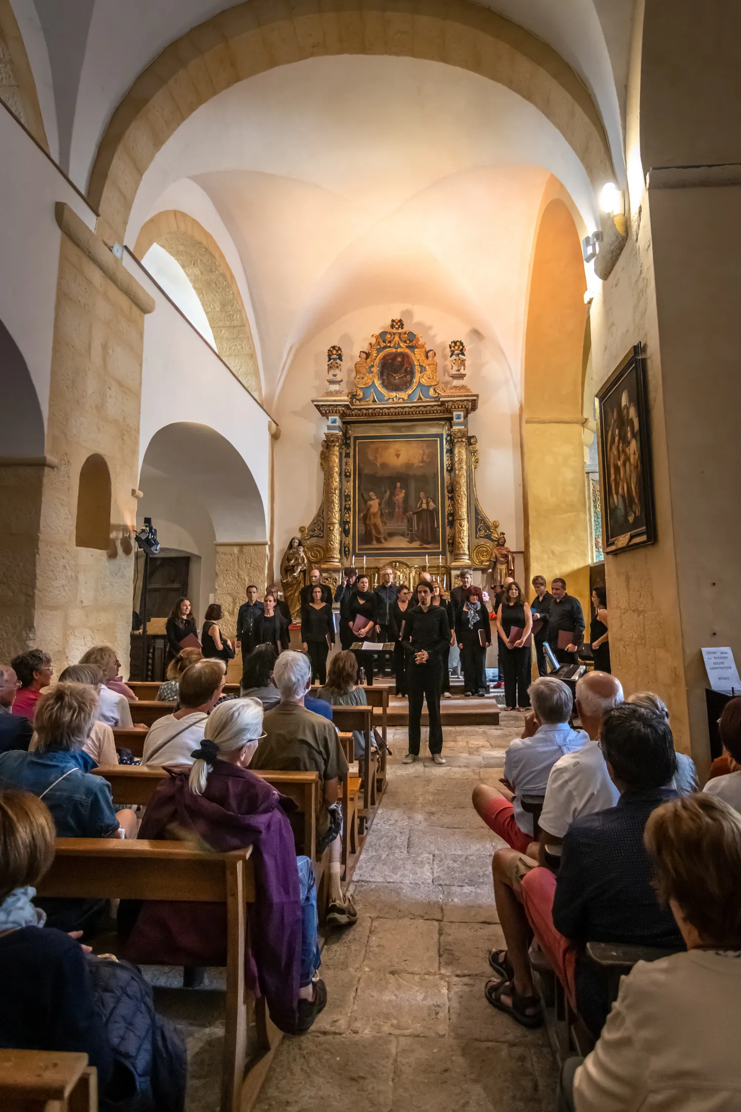 Image qui illustre: Concert par l'ensemble choral La sestina à Castellane - 0