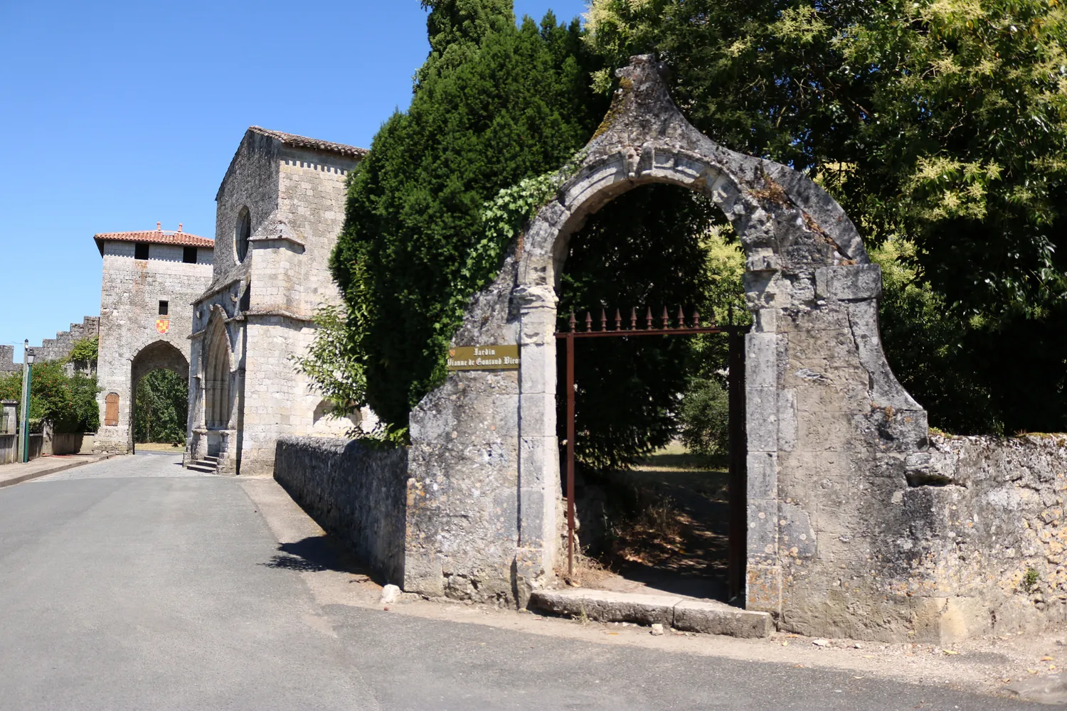 Image qui illustre: Visite guidée de la Bastide de Vianne à Vianne - 1