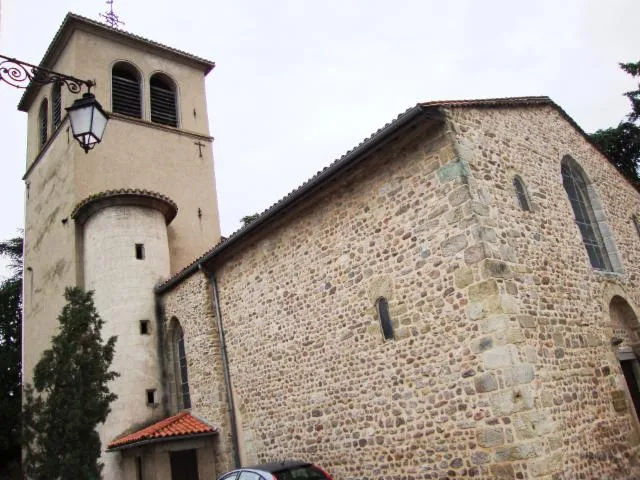Image qui illustre: Église Saint-pancrace - Bourg