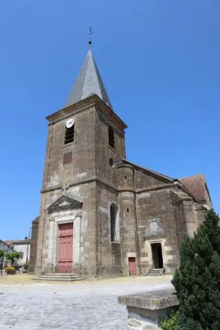 Image qui illustre: Eglise De Louze