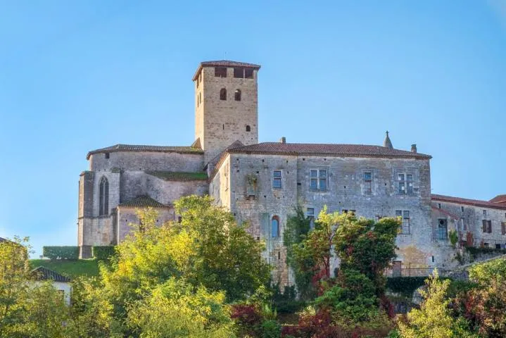 Image qui illustre: Château Prieural De Monsempron