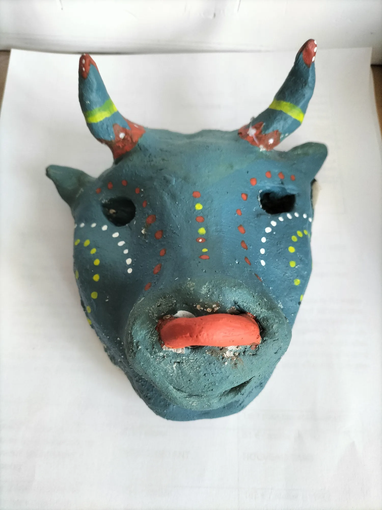 Image qui illustre: Atelier de céramique : fabrication du masque du minotaure à Vieux - 0