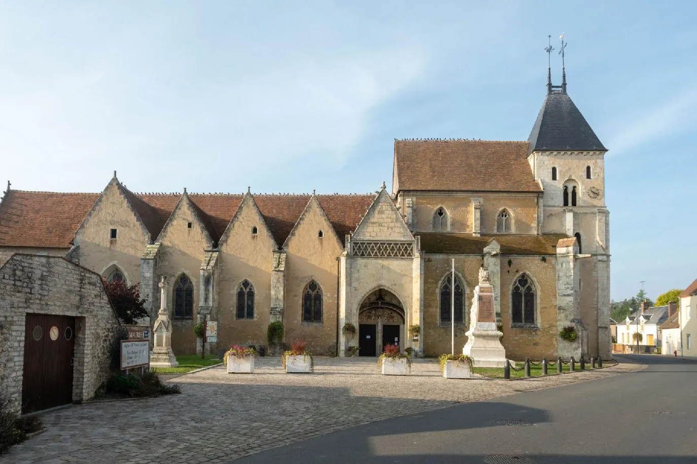 Image qui illustre: Eglise Saint Pierre-es-liens