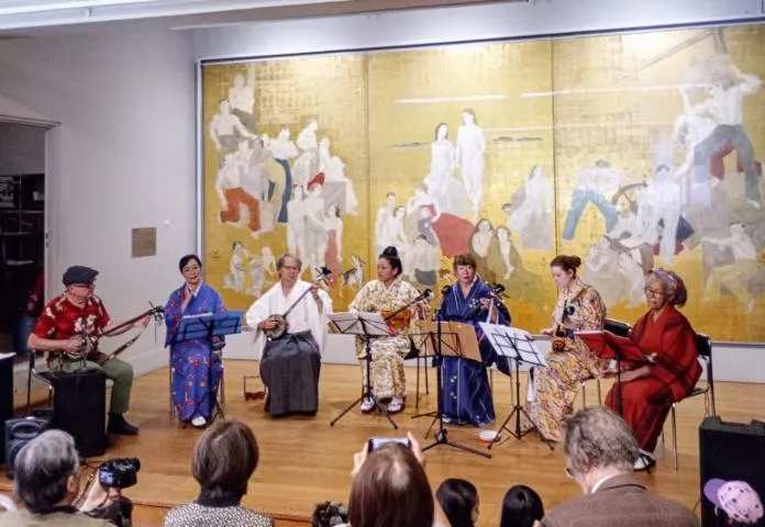 Image qui illustre: CLUB de SANSHIN de PARIS   musiques et chants d'OKINAWA - JAPON