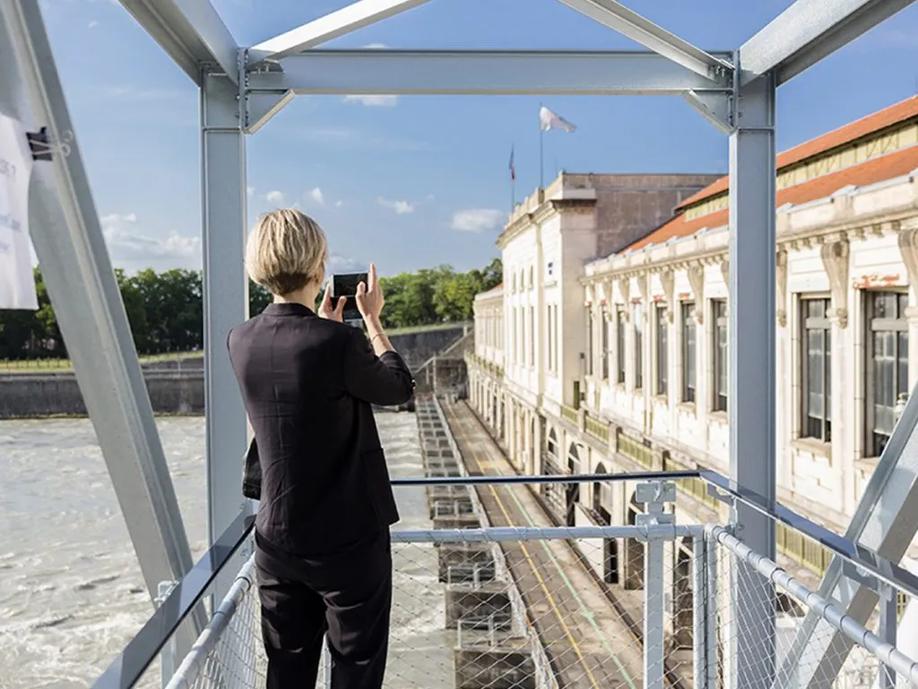 Image qui illustre: Belvédère de la centrale hydroélectrique de Cusset à Villeurbanne - 0