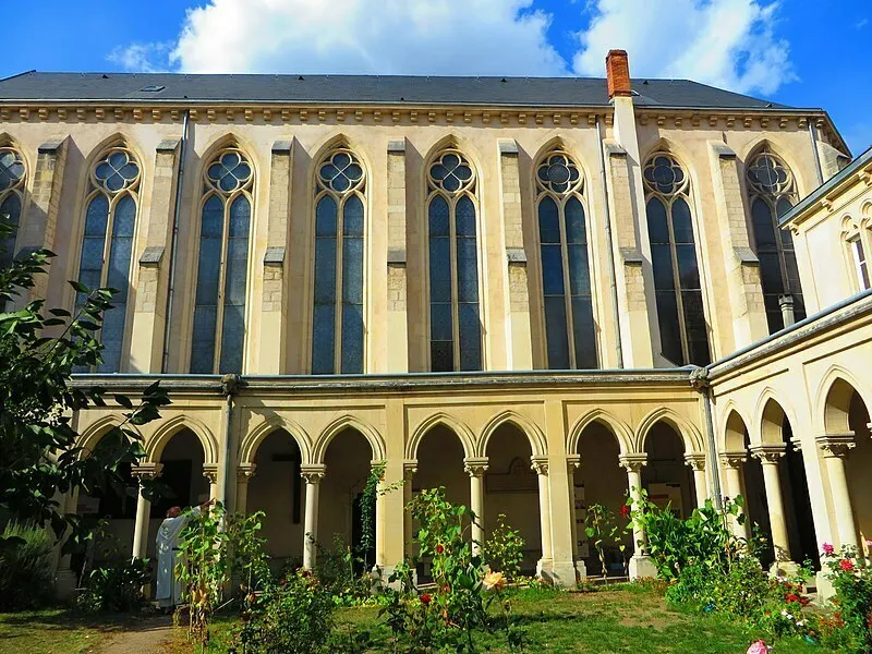 Image qui illustre: Visite commentée d'un couvent à l'architecture de style néo-gothique à Nancy - 0