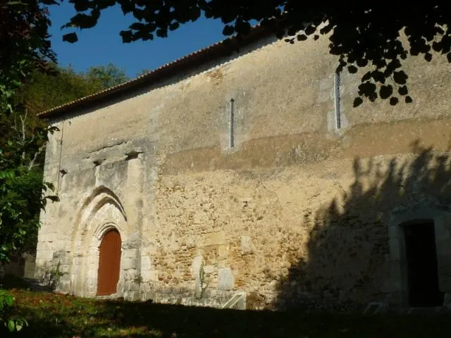 Image qui illustre: Eglise Saint-Pierre de Rougnac