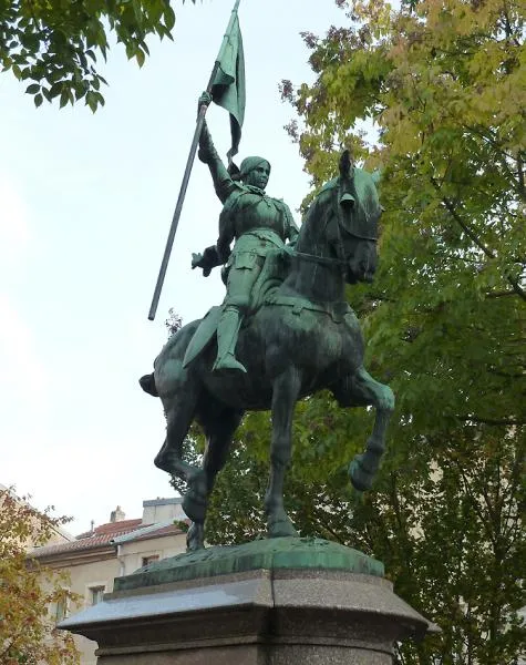 Image qui illustre: Statue de Jeanne d'Arc à Nancy - 0